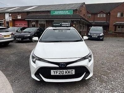 Used Toyota Corolla 122 HP (89 kW) 2020 White Estate