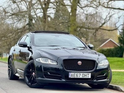Used Jaguar XJ R-Sport 300 HP (220 kW) 2017 Black Sedan