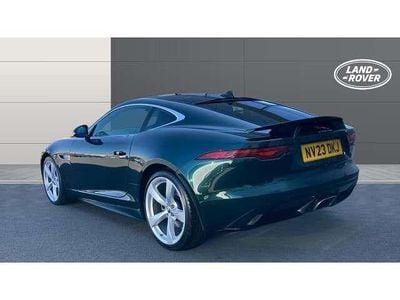 Usado Jaguar F-Type R-Dynamic 300 HP (220 kW) 2023 Verde Coupé