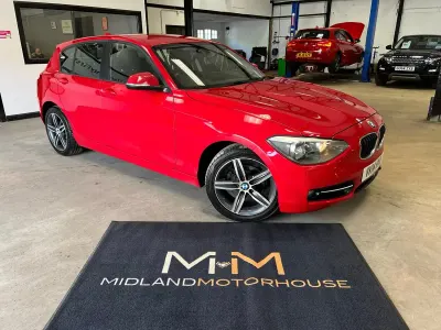Used BMW 116 Sport Line 2014 Red Hatchback