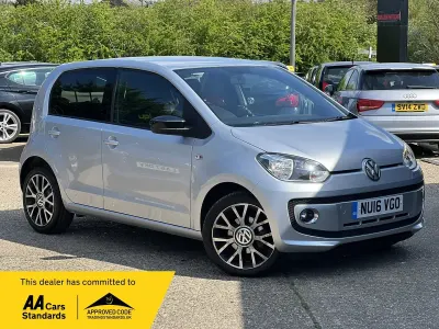 Used VW up! 75 HP (55 kW) 2016 Silver Hatchback
