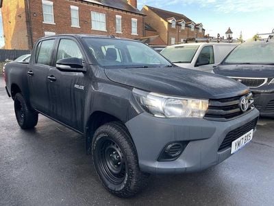 Used Toyota HiLux Active 150 HP (110 kW) 2017 Black Pickup