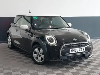 Used Mini Cooper Classic 136 HP (100 kW) 2023 Black Hatchback