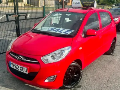 Used Hyundai i10 Style 86 HP (63 kW) 2012 Red Hatchback