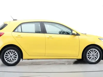 Used Kia Rio 2022 Yellow Hatchback