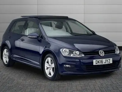 Used VW Golf VII Edition 123 HP (90 kW) 2016 Blue Hatchback