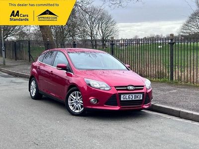 Used Ford Focus Titanium 115 HP (84 kW) 2013 Red Hatchback