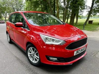 Used Ford Grand C-Max Zetec 120 HP (88 kW) 2015 Red MPV