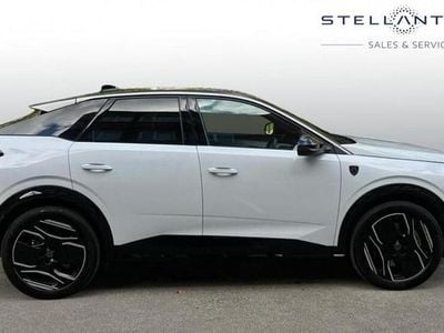 White Used 2024 Peugeot e-3008 GT SUV | £23,975 (Fair price)