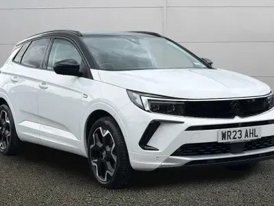 Used Vauxhall Grandland X Ultimate 131 HP (96 kW) 2023 White SUV