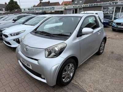 Toyota iQ