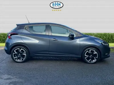 Begagnad Nissan Micra Acenta 92 HK (67 kW) 2022 Grå Halvkombi
