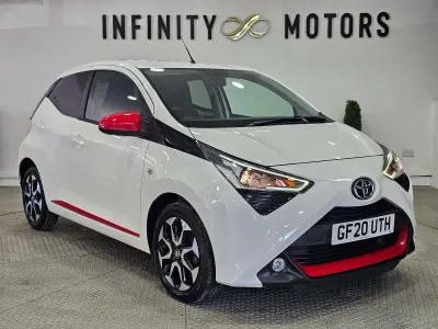 Usado Toyota Aygo Trend 72 HP (52 kW) 2020 Branco Citadino