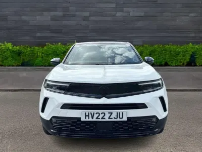 Używany Vauxhall Mokka SRi 98 kW (134 KM) 2022 Biały SUV