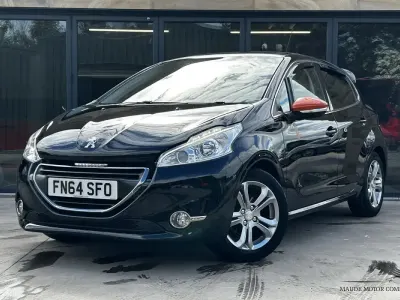 Used Peugeot 208 Roland Garros 82 HP (60 kW) 2015 Black Hatchback
