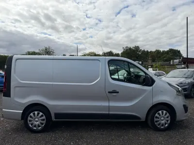 Used Vauxhall Vivaro Sportive 125 HP (91 kW) 2019 Silver MPV