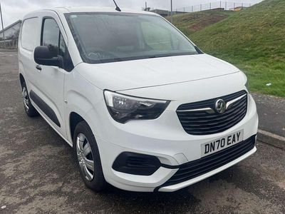Used Vauxhall Combo Sportive 100 HP (73 kW) 2020 White MPV