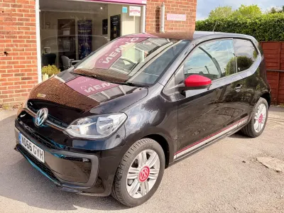 Used VW up! Beats 60 HP (44 kW) 2016 Black Hatchback
