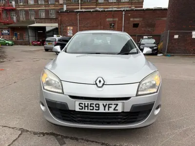Used Renault Mégane Expression 2009 Silver Hatchback