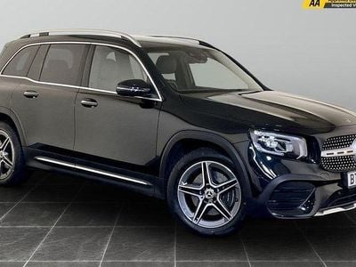 Mercedes GLB220