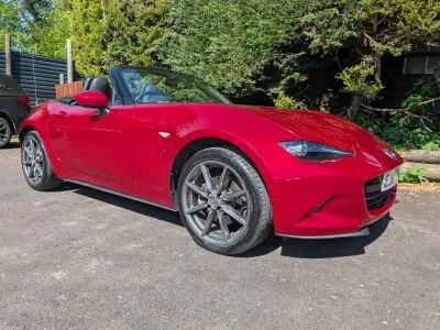 Usado Mazda MX5 Inclusive 160 HP (117 kW) 2015 Vermelho Cabrios