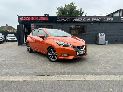 Used Nissan Micra N-Connecta 90 HP (66 kW) 2018 Orange Hatchback