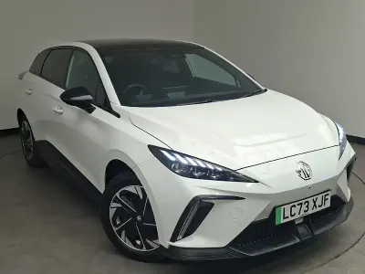 Used MG MG4 EV Trophy 149 kW (203 HP) 2023 White Hatchback