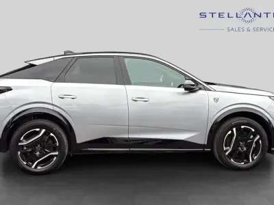 Used Peugeot e-3008 GT 152 kW (207 HP) 2025 Grey SUV