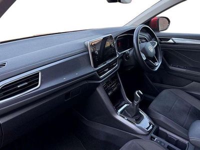 Usado VW T-Roc Style 110 HP (80 kW) 2022 Vermelho SUV