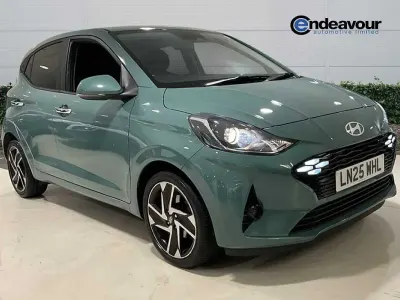 Used Hyundai i10 Premium 79 HP (58 kW) 2025 Green Hatchback