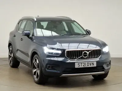 Usado Volvo XC40 Inscription 197 CV (144 kW) 2021 Azul SUV