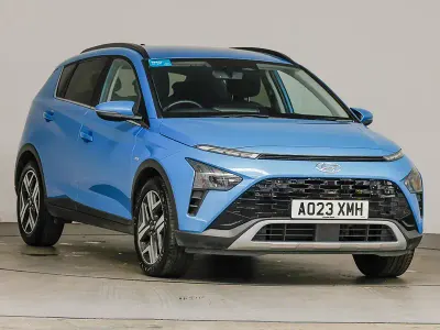 Used Hyundai Bayon Premium 100 HP (73 kW) 2023 Blue SUV