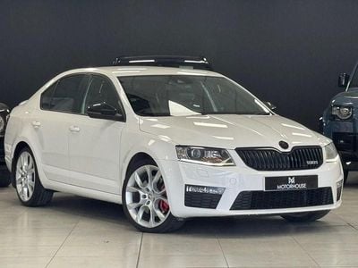 Used Skoda Octavia vRS 184 HP (135 kW) 2014 White Hatchback