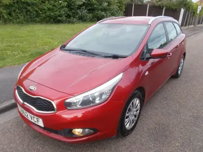 Used Kia Ceed Sportswagon 90 HP (66 kW) 2013 Red Estate