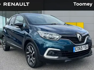 Begagnad Renault Captur Iconic 90 HK (66 kW) 2019 Blå SUV