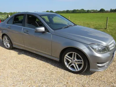 Usado Mercedes C180 AMG 2012 Castanho Sedan