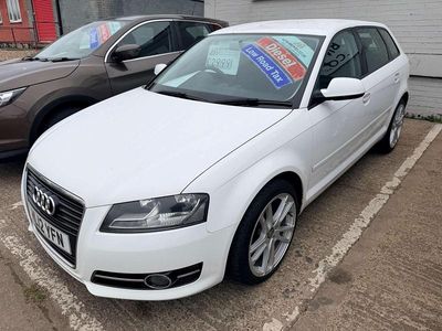Used Audi A3 Sportback Business 140 HP (102 kW) 2012 White Hatchback