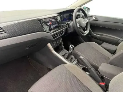 Used VW Polo Life 80 HP (58 kW) 2023 Silver Hatchback