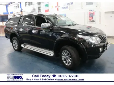 Usado Mitsubishi L200 180 HP (132 kW) 2019 Preto Pickup