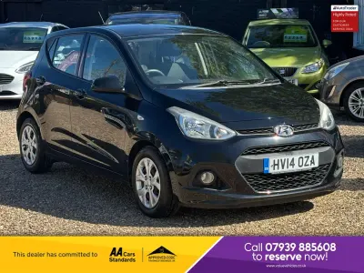 Usado Hyundai i10 SE 67 HP (49 kW) 2014 Preto Citadino
