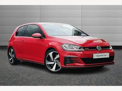 Used VW Golf VII GTI 245 HP (180 kW) 2019 Tornado red Hatchback