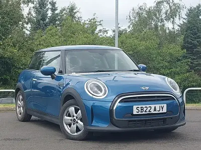 Used Mini Cooper Classic 136 HP (100 kW) 2022 Blue Hatchback