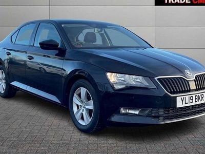 Black Used 2019 Skoda Superb Hatchback | £8,995 (Super price)