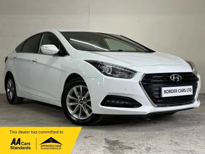 Käytetty Hyundai i40 SE 115 HP (84 kW) 2016 Valkoinen Sedan