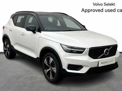 Used Volvo XC40 R-Design 208 HP (152 kW) 2022 White SUV