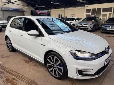 White Used 2016 VW Golf VII GTE Hatchback | £8,000 (Good price)