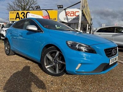 Used Volvo V40 R-Design 190 HP (139 kW) 2016 Blue Hatchback