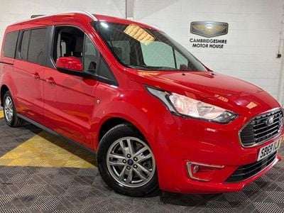 Used Ford Grand Tourneo Connect Titanium 120 HP (88 kW) 2020 Red MPV