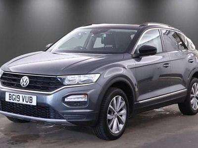 Usado VW T-Roc Design 115 HP (84 kW) 2019 Cinzento SUV