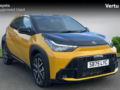Usado Toyota Aygo X Sport 116 CV (85 kW) 2025 Amarillo SUV